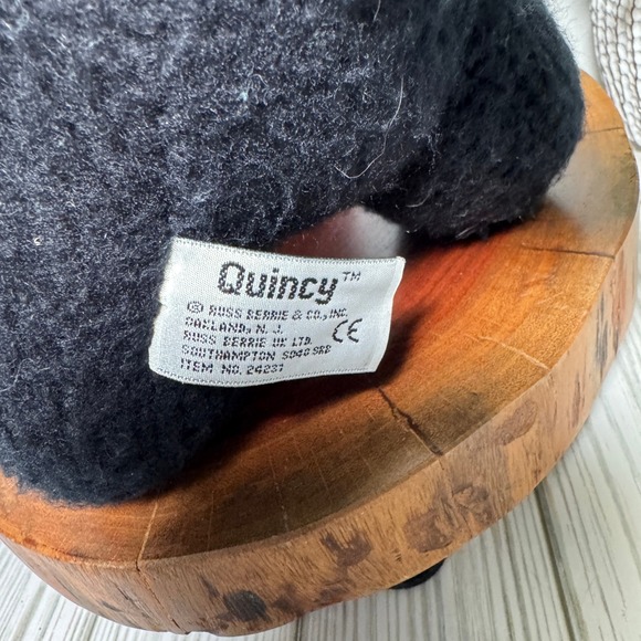 Russ Berrie Quincy Scottie Dog Plush Black Scottish Terrier Red Houndstooth 14" - Picture 6 of 9